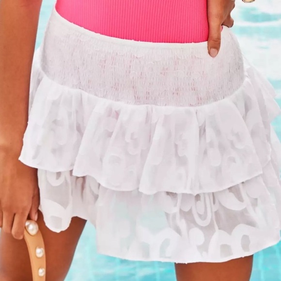 🤍🆕Lilly Pulitzer White Tahlia Skirt Coverup, XL🤍 - Picture 3 of 10